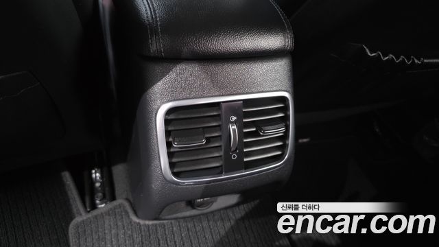 Kia K5 2020 — photo 31