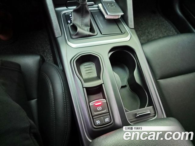 Renault Korea SM6 2019 — photo 15
