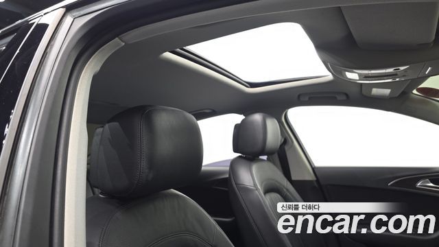 Audi A6 2016 — photo 16