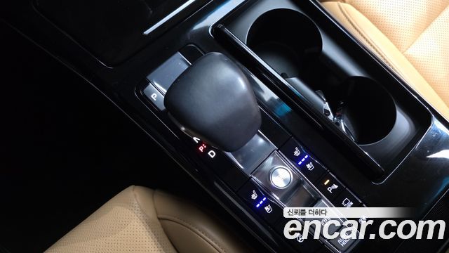 Kia K7 2020 — photo 9