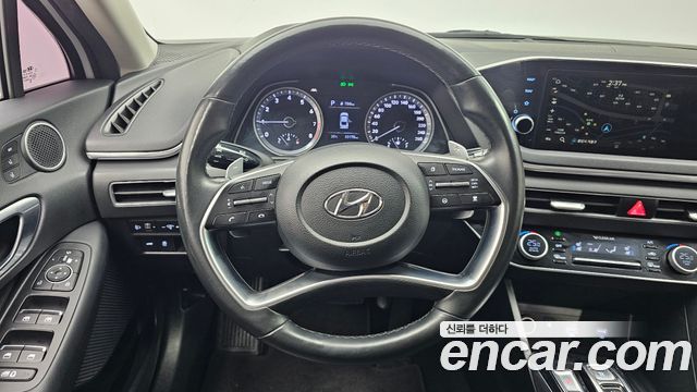 Hyundai Sonata 2020 — photo 12