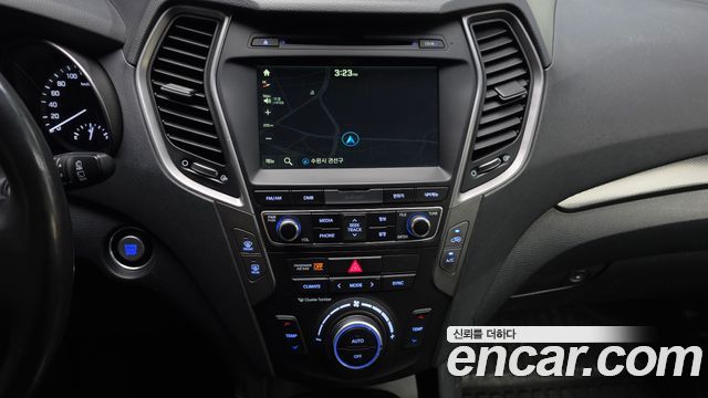 Hyundai Santafe 2016 — photo 19