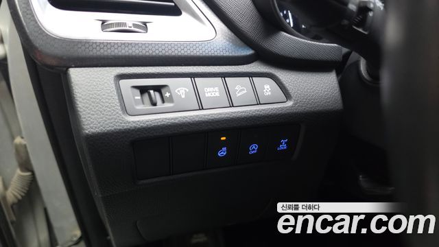 Hyundai Santafe 2016 — photo 25