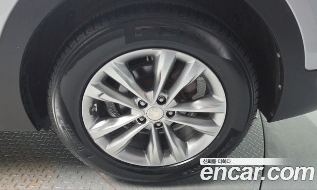 Hyundai Santafe 2016 — photo 7