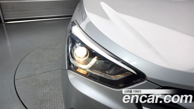 Hyundai Santafe 2016 — photo 8