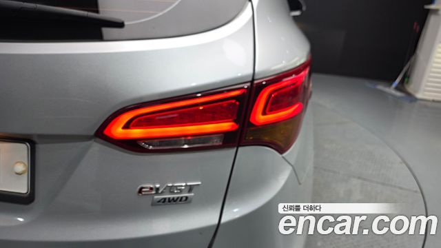 Hyundai Santafe 2016 — photo 9