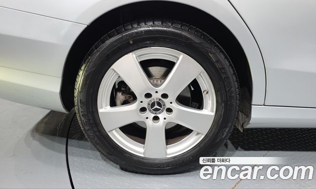 Mercedes-Benz C-Class 2018 — photo 5