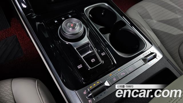 Kia Canival 2021 — photo 12