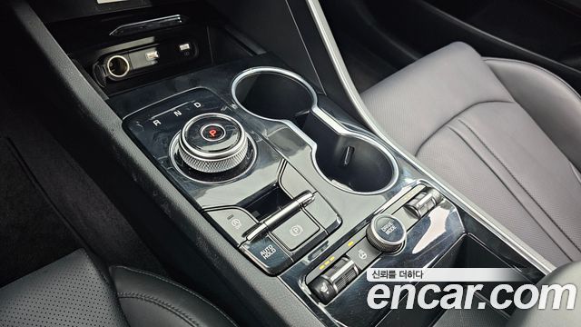 Kia K5 2023 — photo 9