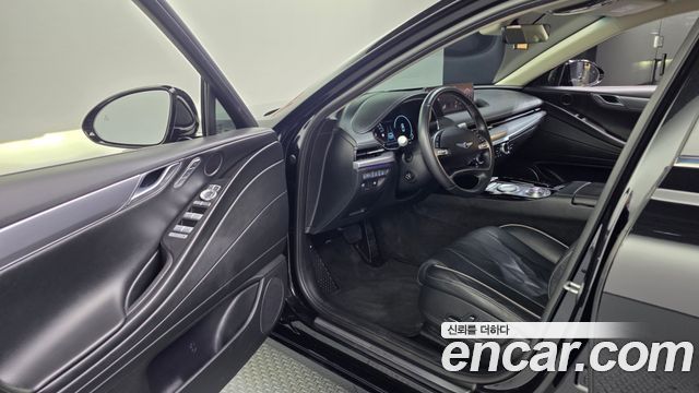 Genesis G80 2022 — photo 13
