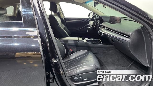Genesis G80 2022 — photo 17
