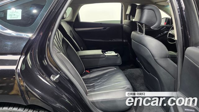 Genesis G80 2022 — photo 18