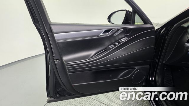 Genesis G80 2022 — photo 14