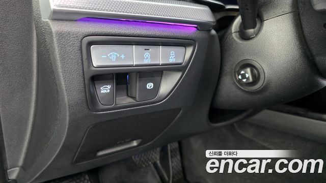 Genesis G80 2022 — photo 29