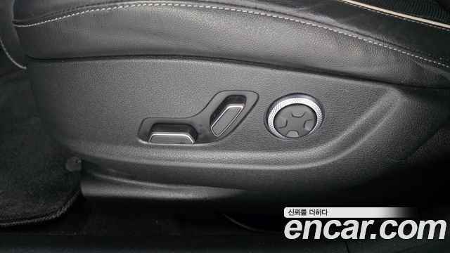Genesis G80 2022 — photo 31