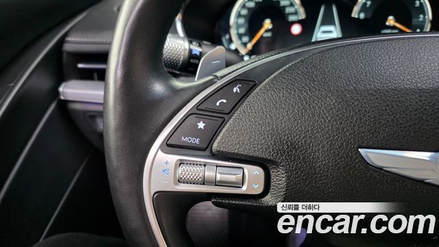 Genesis G80 2022 — photo 32