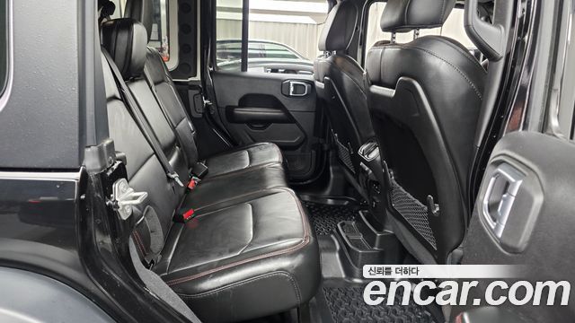 Jeep Wrangler 2024 — photo 17