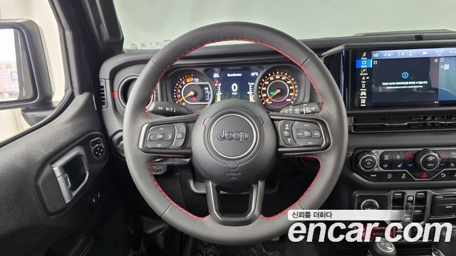 Jeep Wrangler 2024 — photo 18