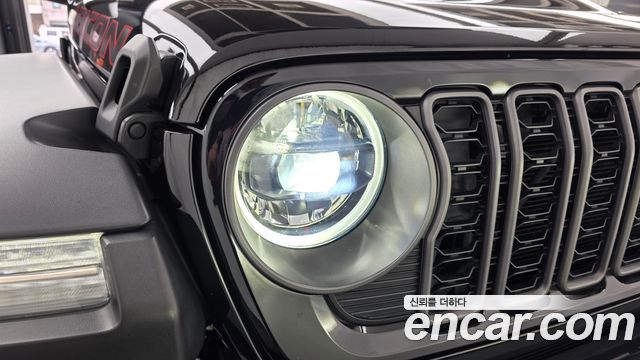 Jeep Wrangler 2024 — photo 8