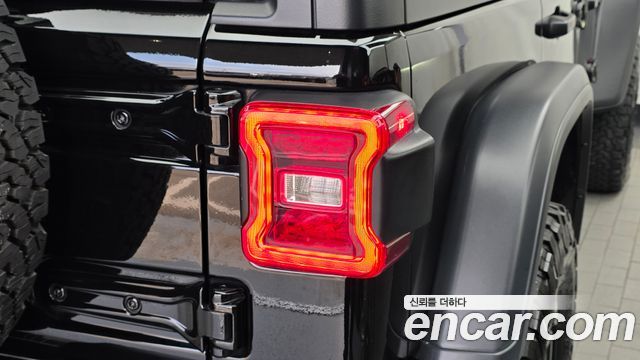 Jeep Wrangler 2024 — photo 9