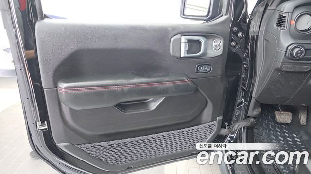 Jeep Wrangler 2024 — photo 14