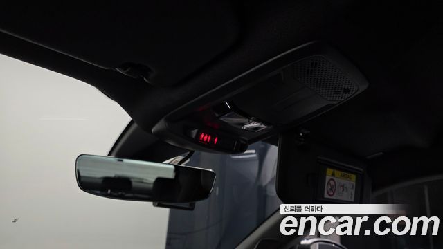 Peugeot 2008 2021 — photo 24