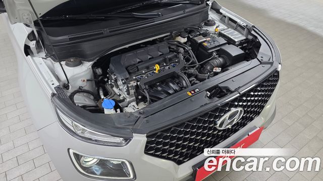 Hyundai Venue 2023 — photo 6