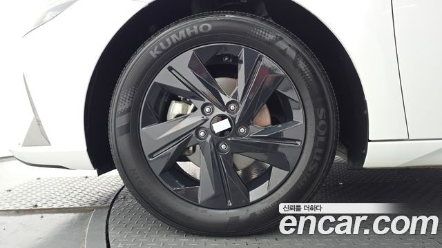 Hyundai AVANTE 2023 — photo 5