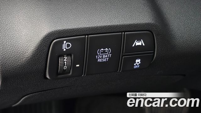 Hyundai AVANTE 2023 — photo 15