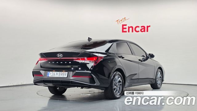Hyundai AVANTE 2026 — photo 2