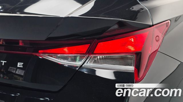 Hyundai AVANTE 2026 — photo 9
