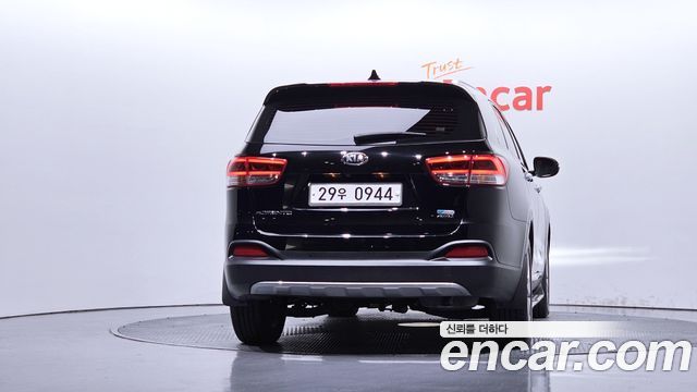 Kia Sorento 2016 — photo 4