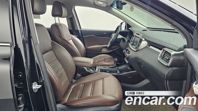 Kia Sorento 2016 — photo 17