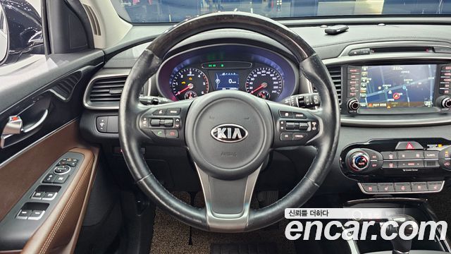 Kia Sorento 2016 — photo 19