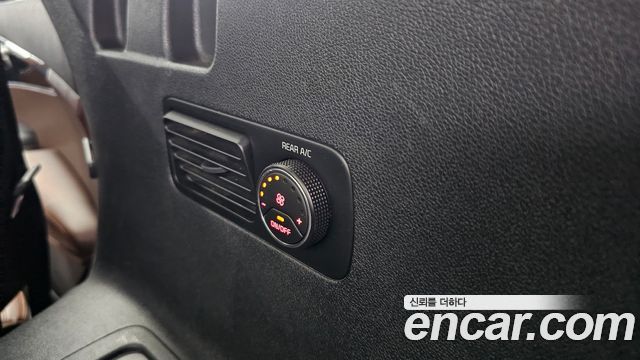 Kia Sorento 2016 — photo 32