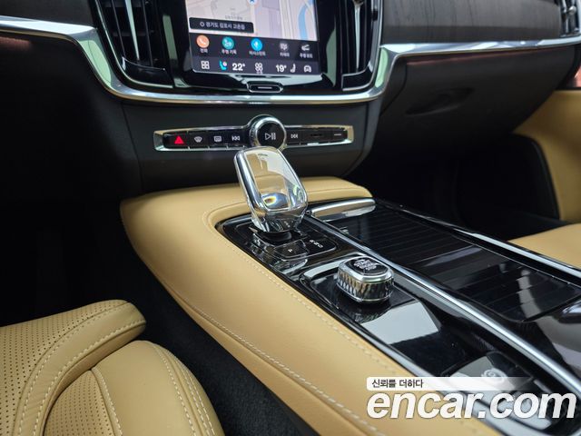 Volvo S90 2023 — photo 10