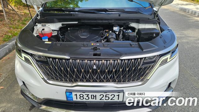 Kia Canival 2023 — photo 15
