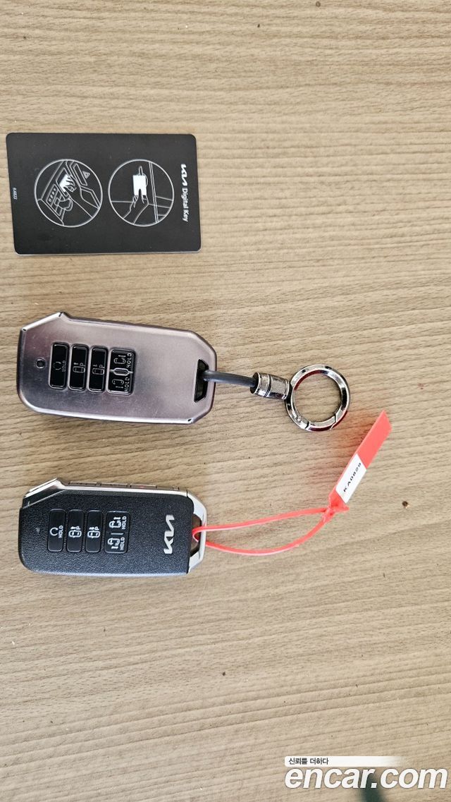 Kia Canival 2023 — photo 16