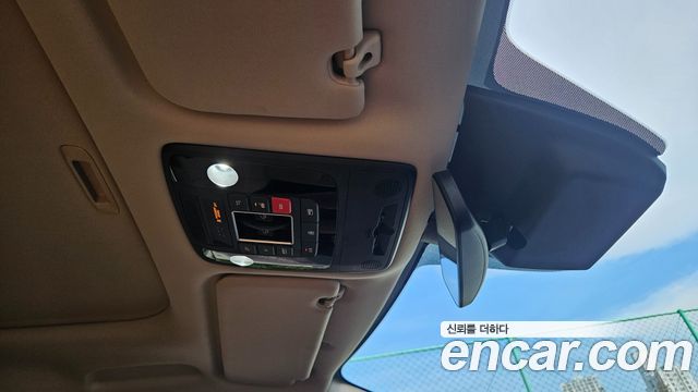 Kia Canival 2023 — photo 20