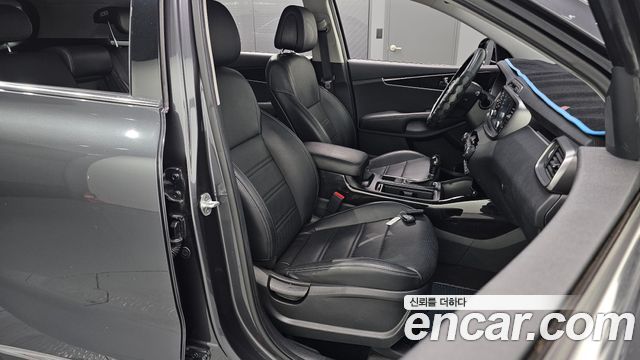 Kia Sorento 2016 — photo 12