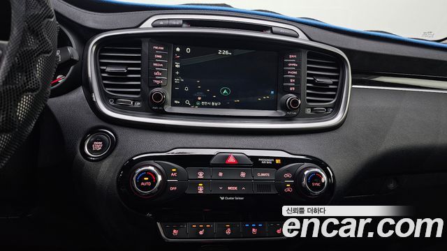 Kia Sorento 2016 — photo 15