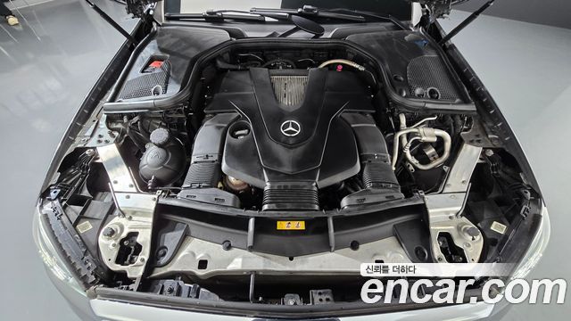 Mercedes-Benz E-Class 2017 — photo 6