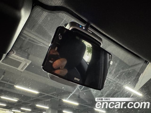 BMW 5-Series 2026 — photo 13