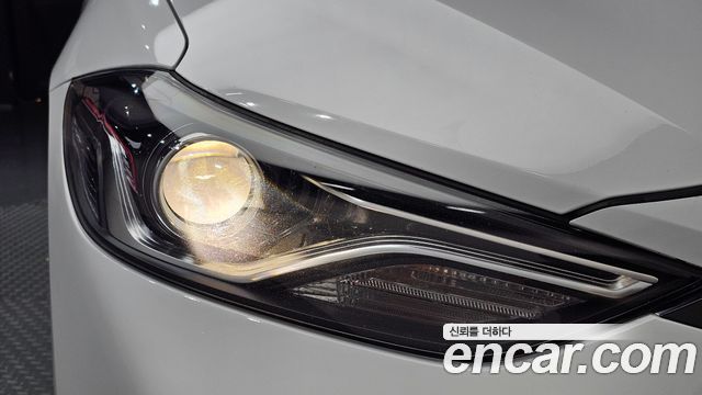 Hyundai AVANTE 2017 — photo 8