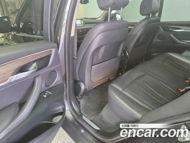 BMW X5 2017 — photo 8