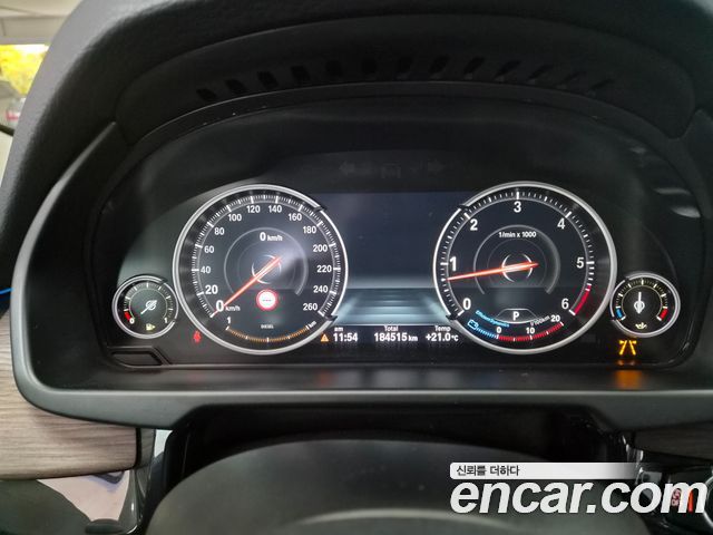 BMW X5 2017 — photo 9