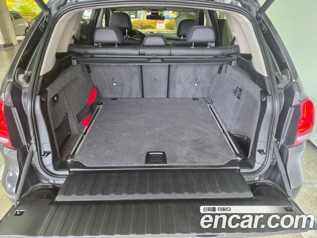 BMW X5 2017 — photo 18