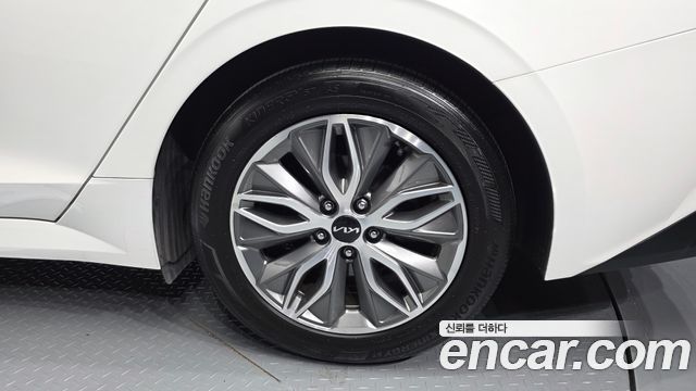 Kia K5 2022 — photo 7