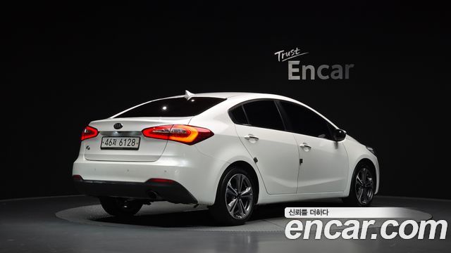 Kia K3 2014 — photo 2