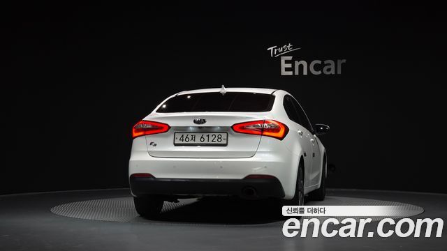 Kia K3 2014 — photo 4